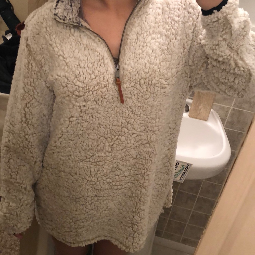 Fuzzy pullover